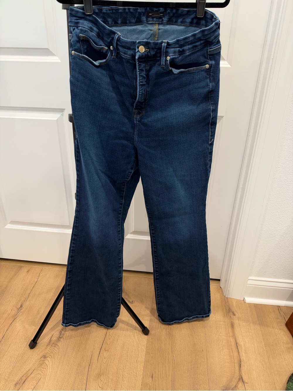 Good American Dark Wash Bootcut Jeans | Size 16
